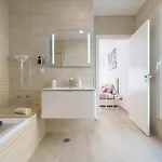 Eden Villa, With Jacuzzi And Ocean View 빌라 *