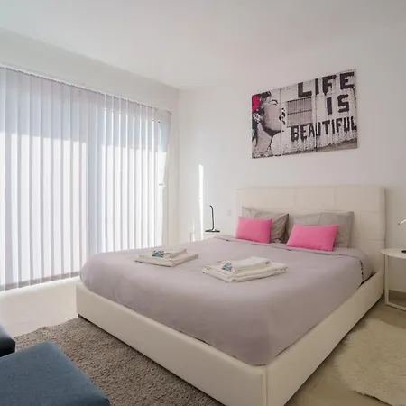 Eden Villa, With Jacuzzi And Ocean View *