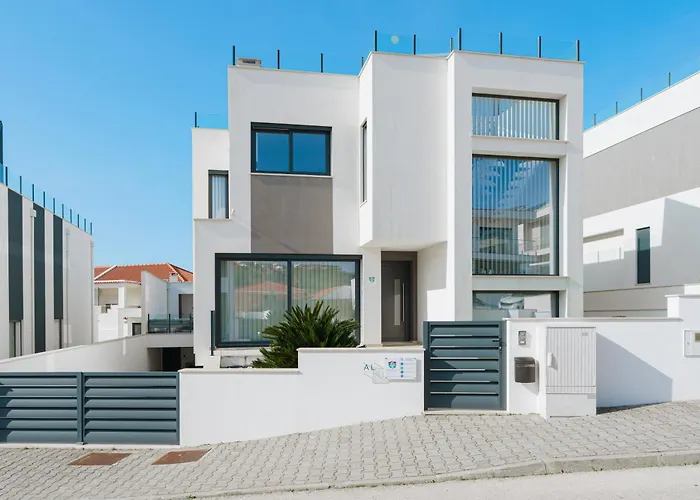 Eden Villa, With Jacuzzi&ocean View Villa Ribamar (Lourinha)