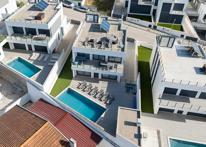 Eden Villa, With Jacuzzi&ocean View * Ribamar (Lourinha)