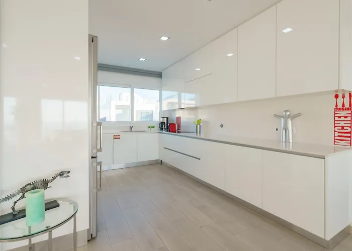 Eden Villa, With Jacuzzi&ocean View Villa *