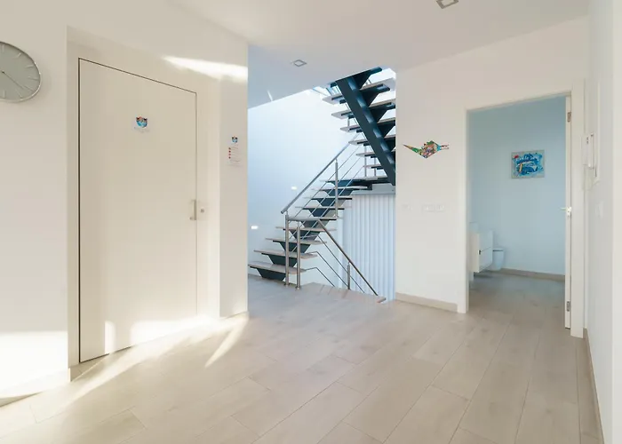 Villa Eden Villa, With Jacuzzi&ocean View *