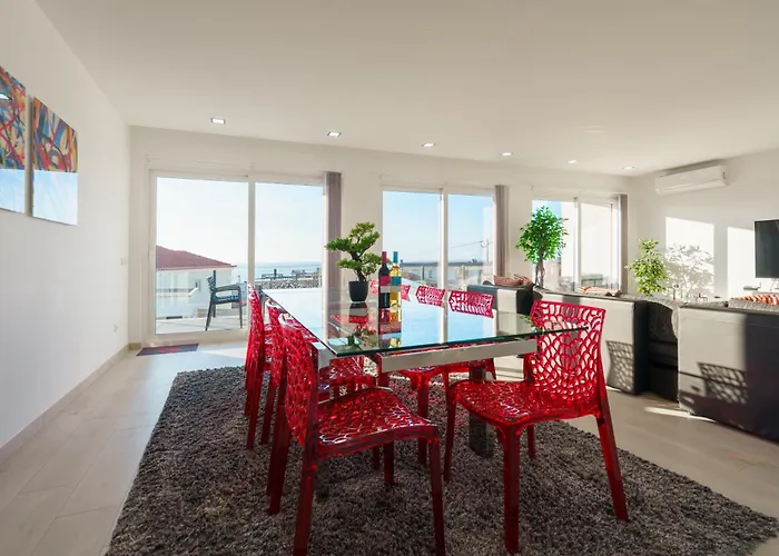 Eden Villa, With Jacuzzi&ocean View Ribamar (Lourinha)