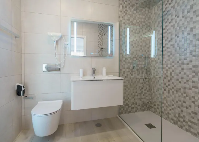 Eden Villa, With Jacuzzi&ocean View