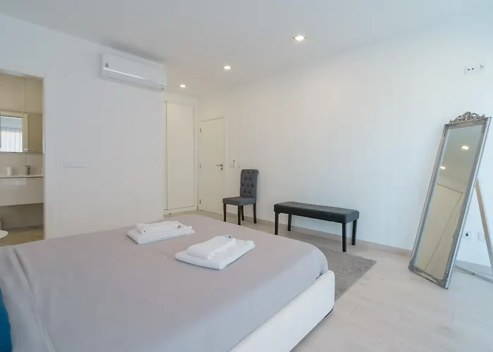 Villa Eden Villa, With Jacuzzi&ocean View *