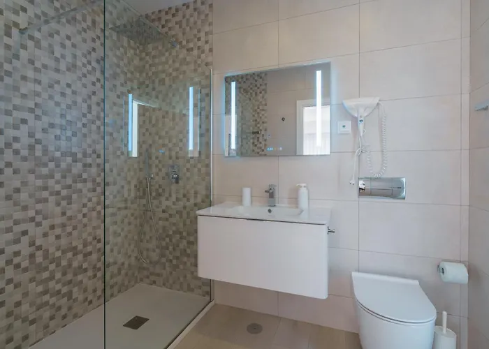 Eden Villa, With Jacuzzi&ocean View * Ribamar (Lourinha)